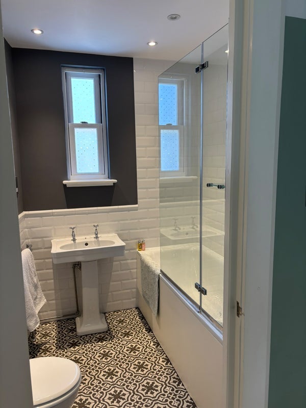 Room Lavender Walk in Greater London