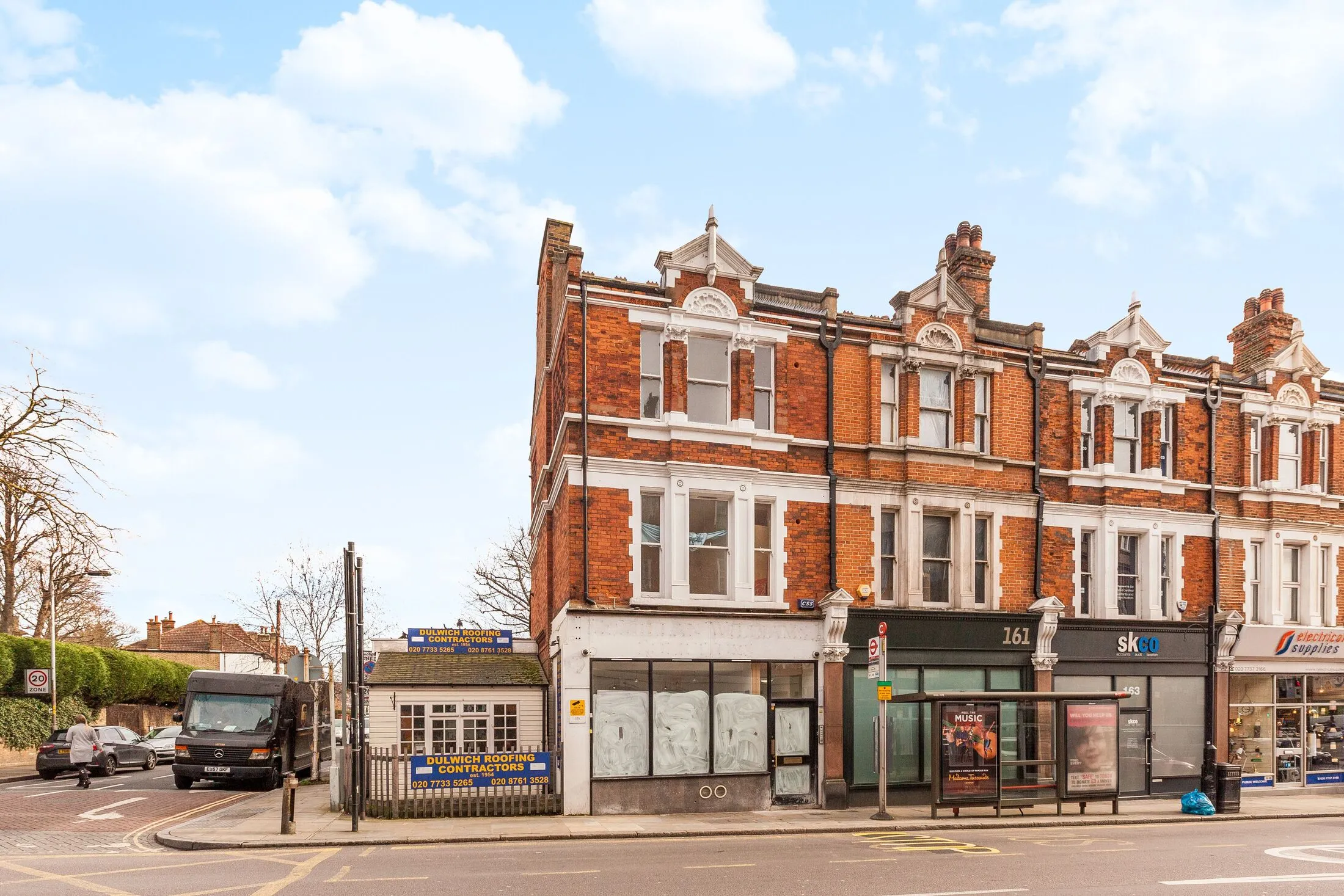 Flat Herne Hill Road in Greater London
