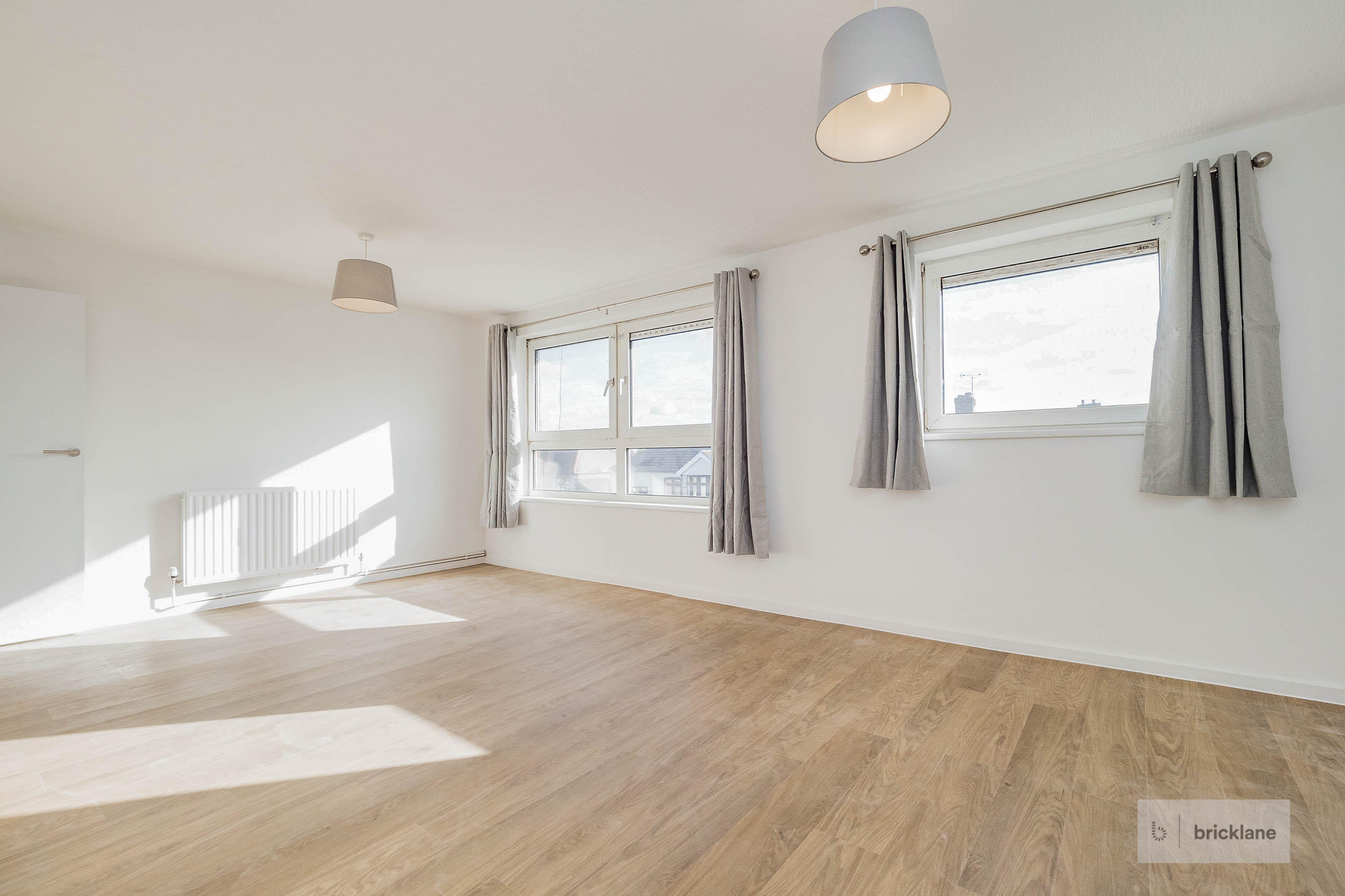 Flat Shepherds Close in Greater London