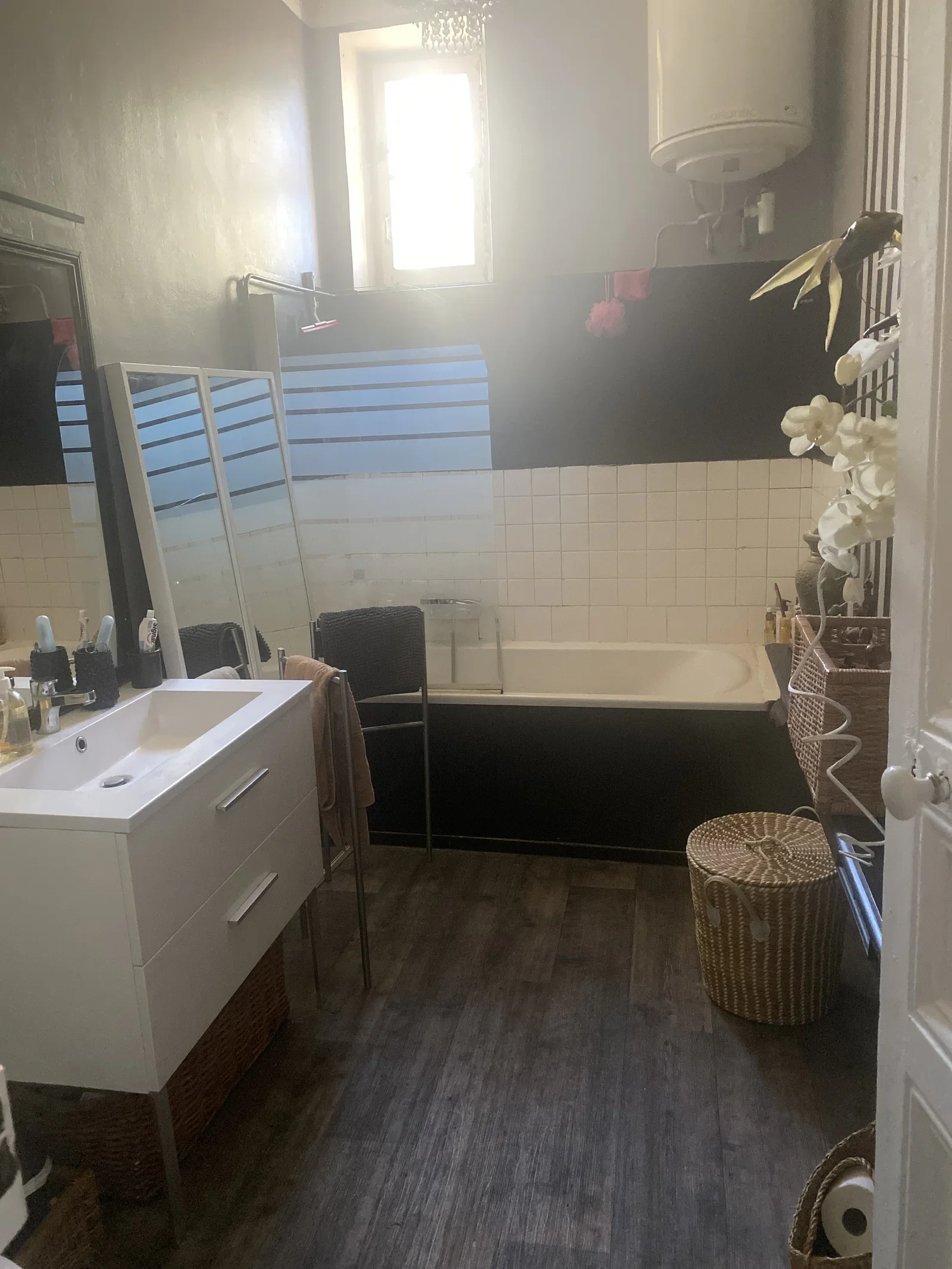 Chambre Rue du Docteur Escat à Marseille