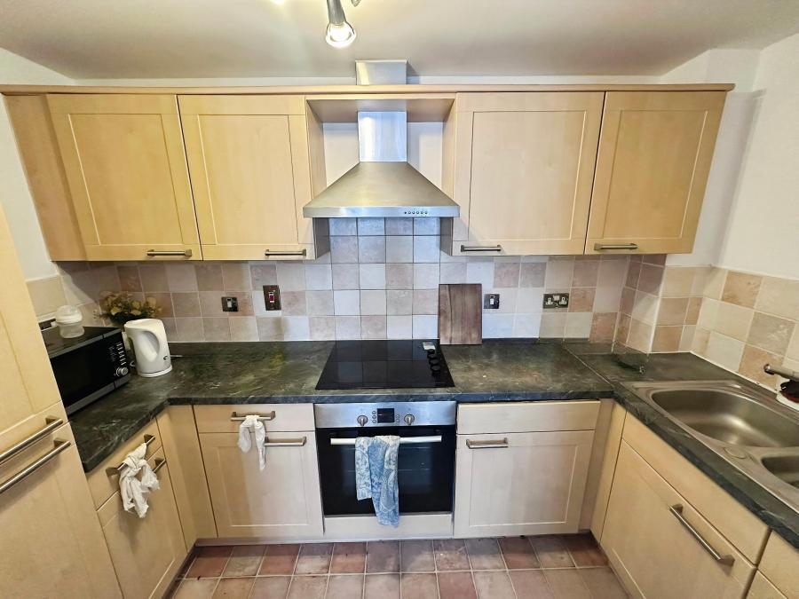 Flat Fellowes Road in Peterborough