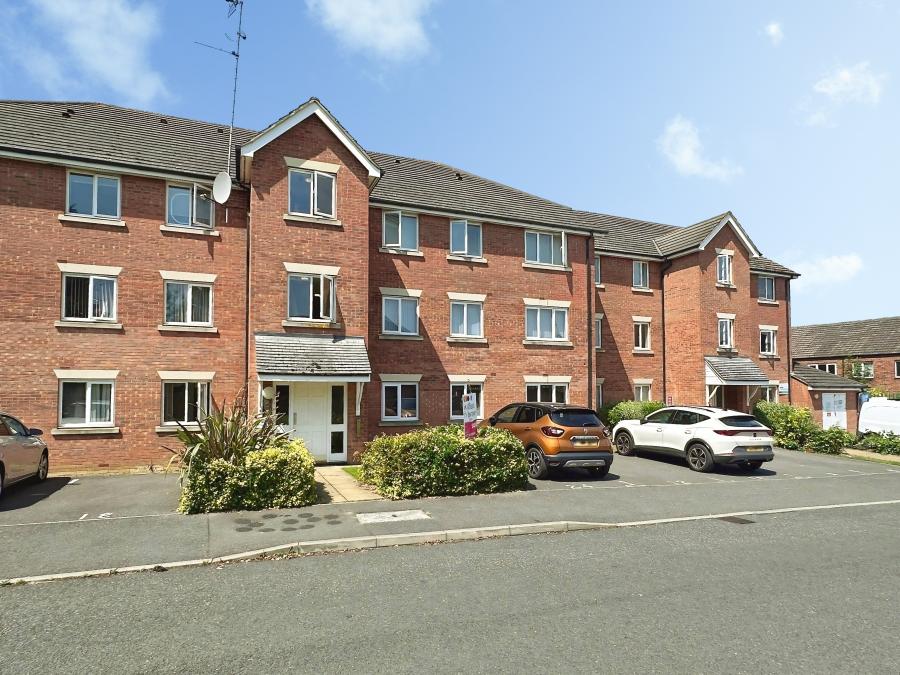 Flat Fellowes Road in Peterborough