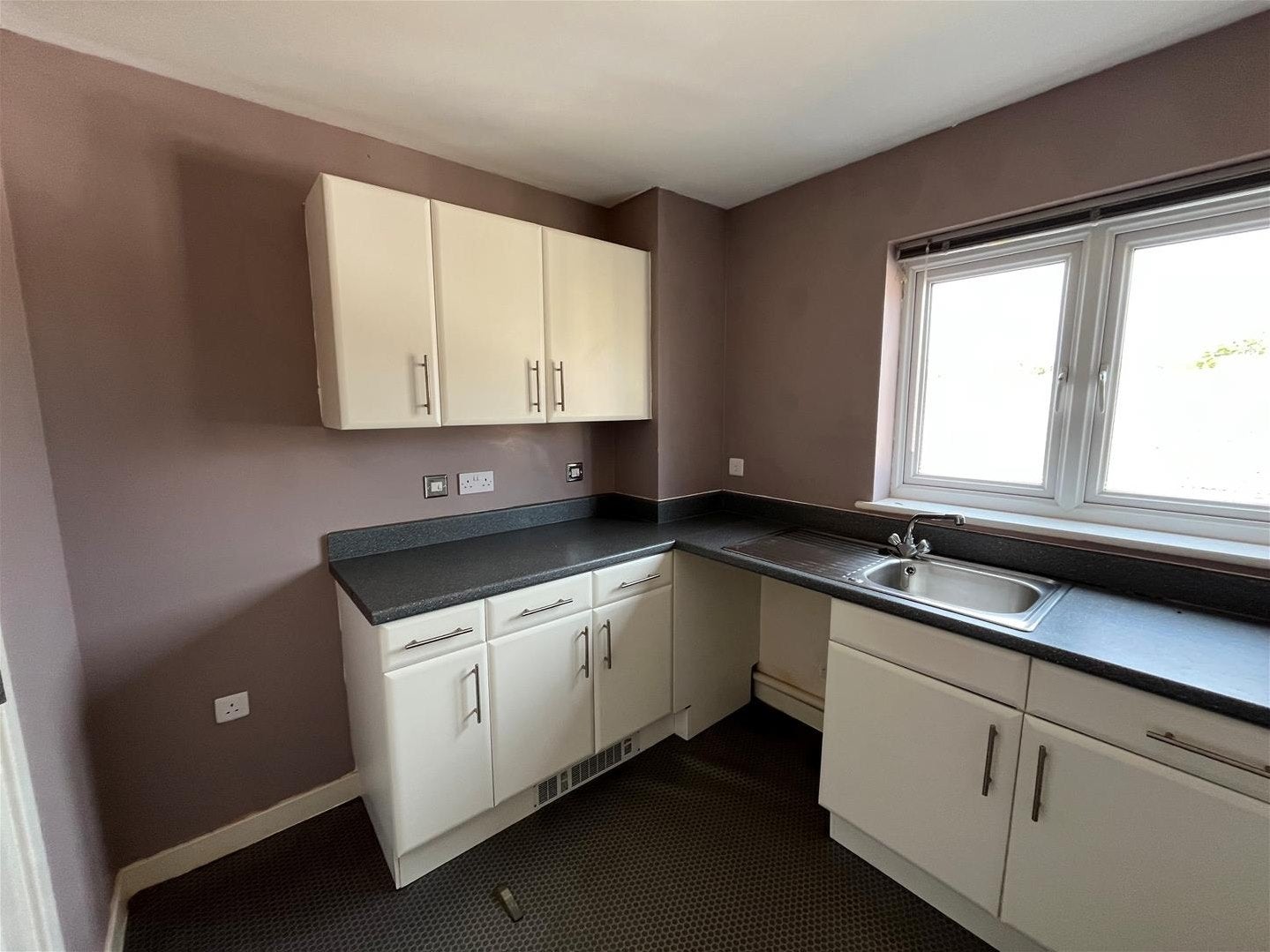 Flat Macfarlane Chase in Weston-super-Mare