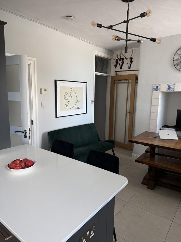 Room Beaumont Avenue in Greater London