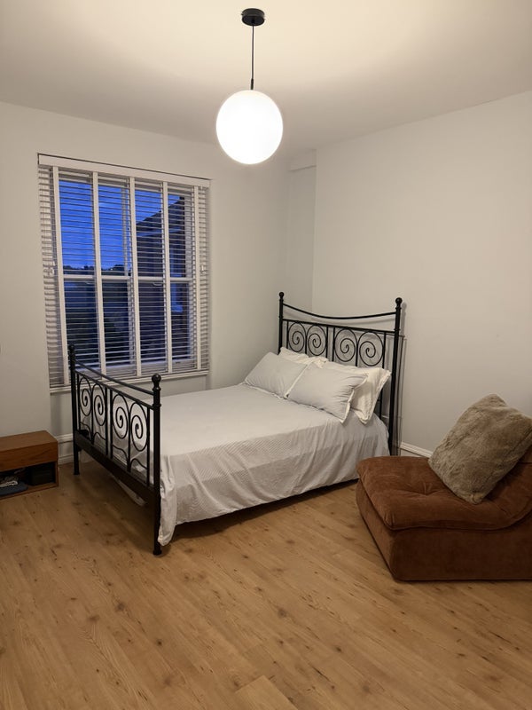 Room Beaumont Avenue in Greater London