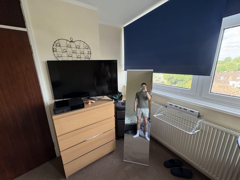 Room Cotman Close in Greater London