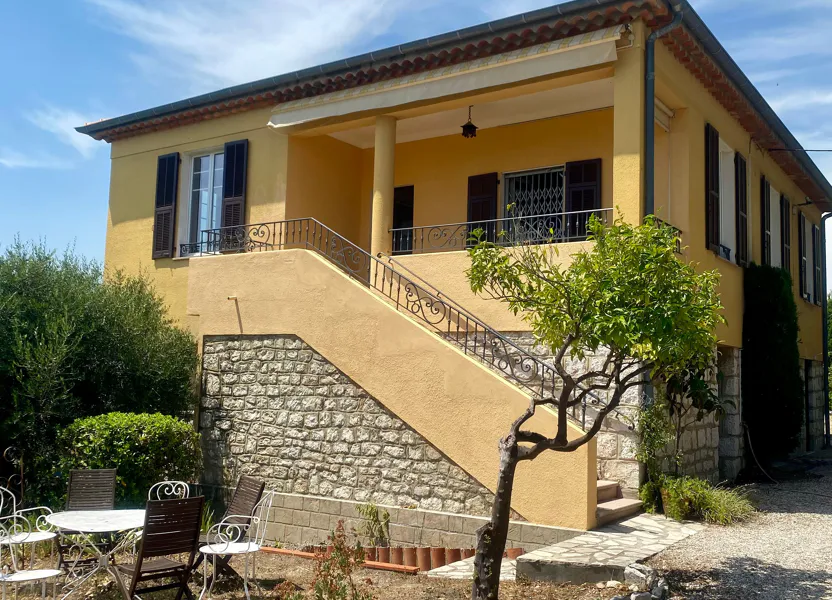 Appartement Chemin des Collettes à Cagnes-sur-Mer