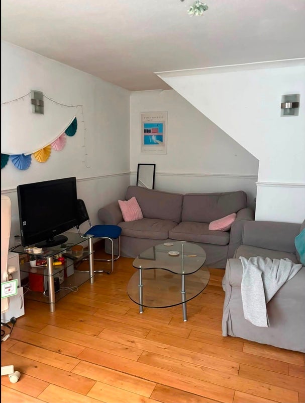 Room Mews Street in Greater London