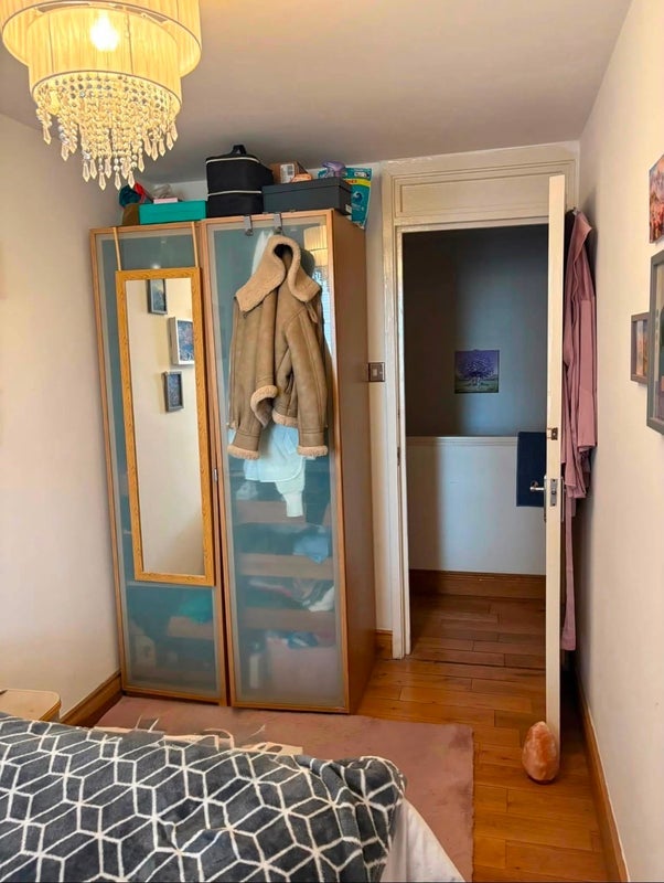 Room Mews Street in Greater London