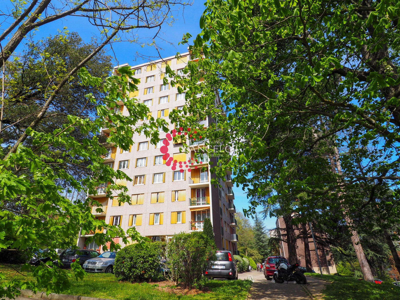 Flat Avenue Général de Gaulle in La Mulatière