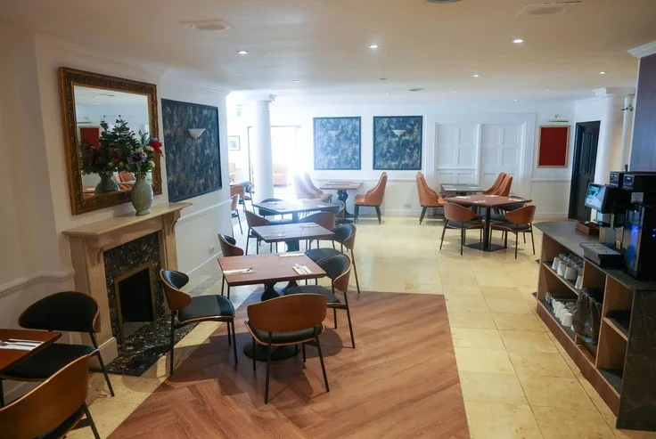 Room Gloucester Road in Cheltenham