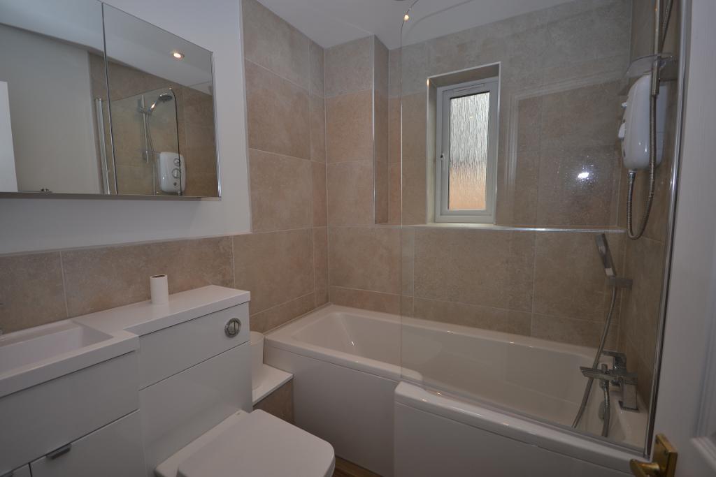 House Tippett Close in Milton Keynes