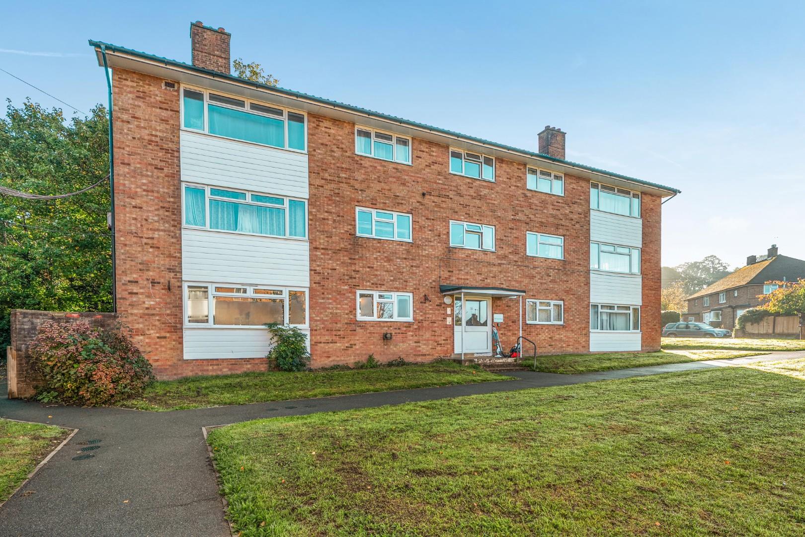 Flat Sherwood Road in Tunbridge Wells