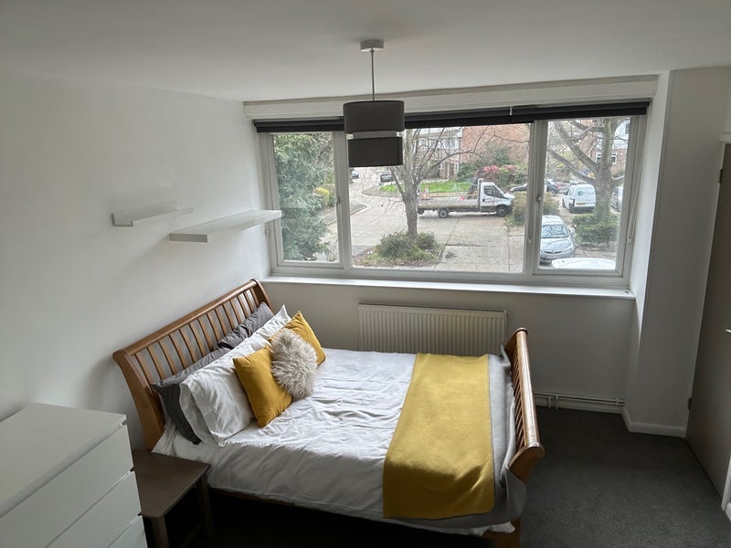 Room St Fabian's Drive in Chelmsford