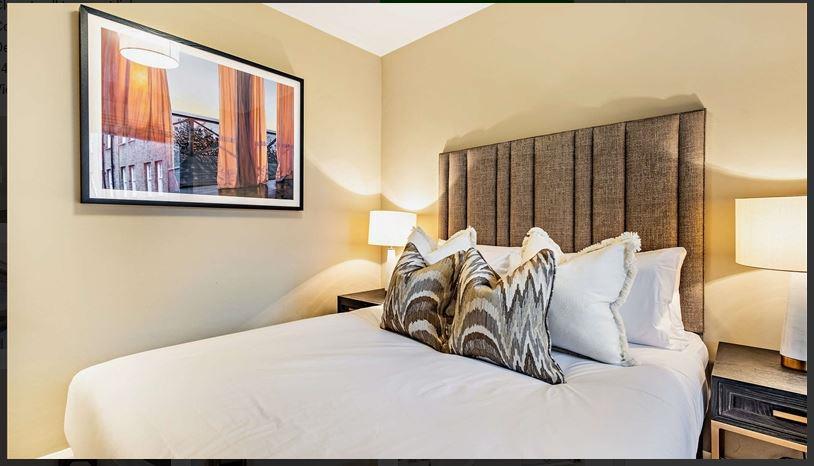 Flat Fulham Road in Greater London