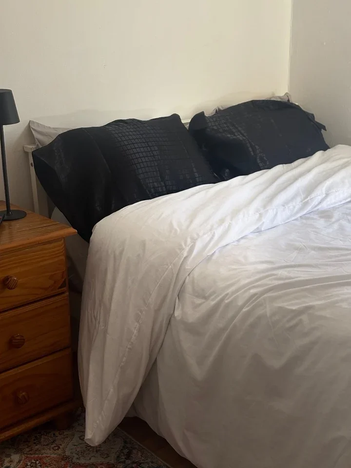 Flat Birkbeck Avenue in Greater London