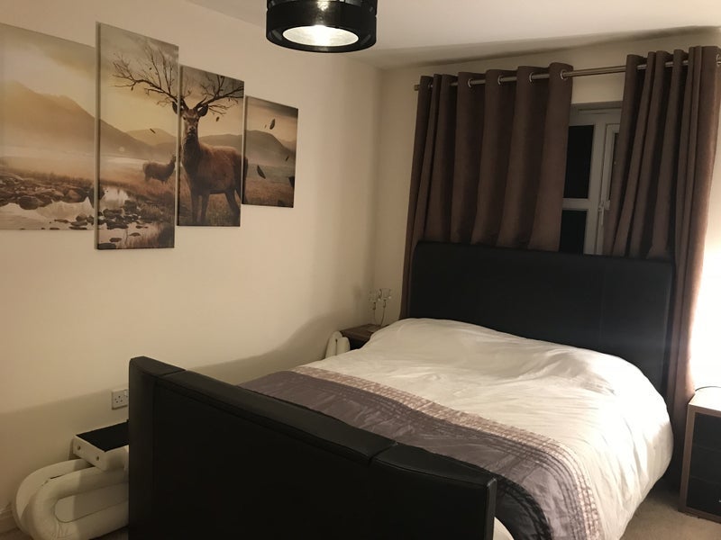 Room Falconwood Chase in Salford