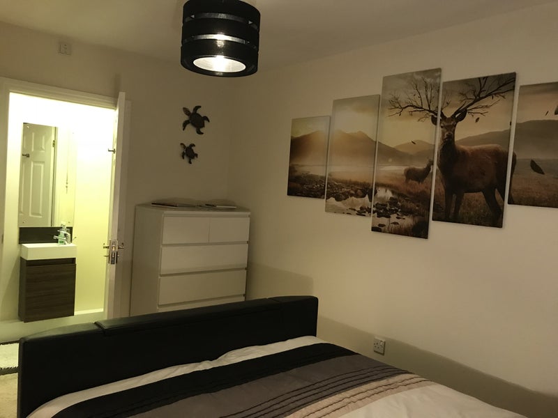 Room Falconwood Chase in Salford