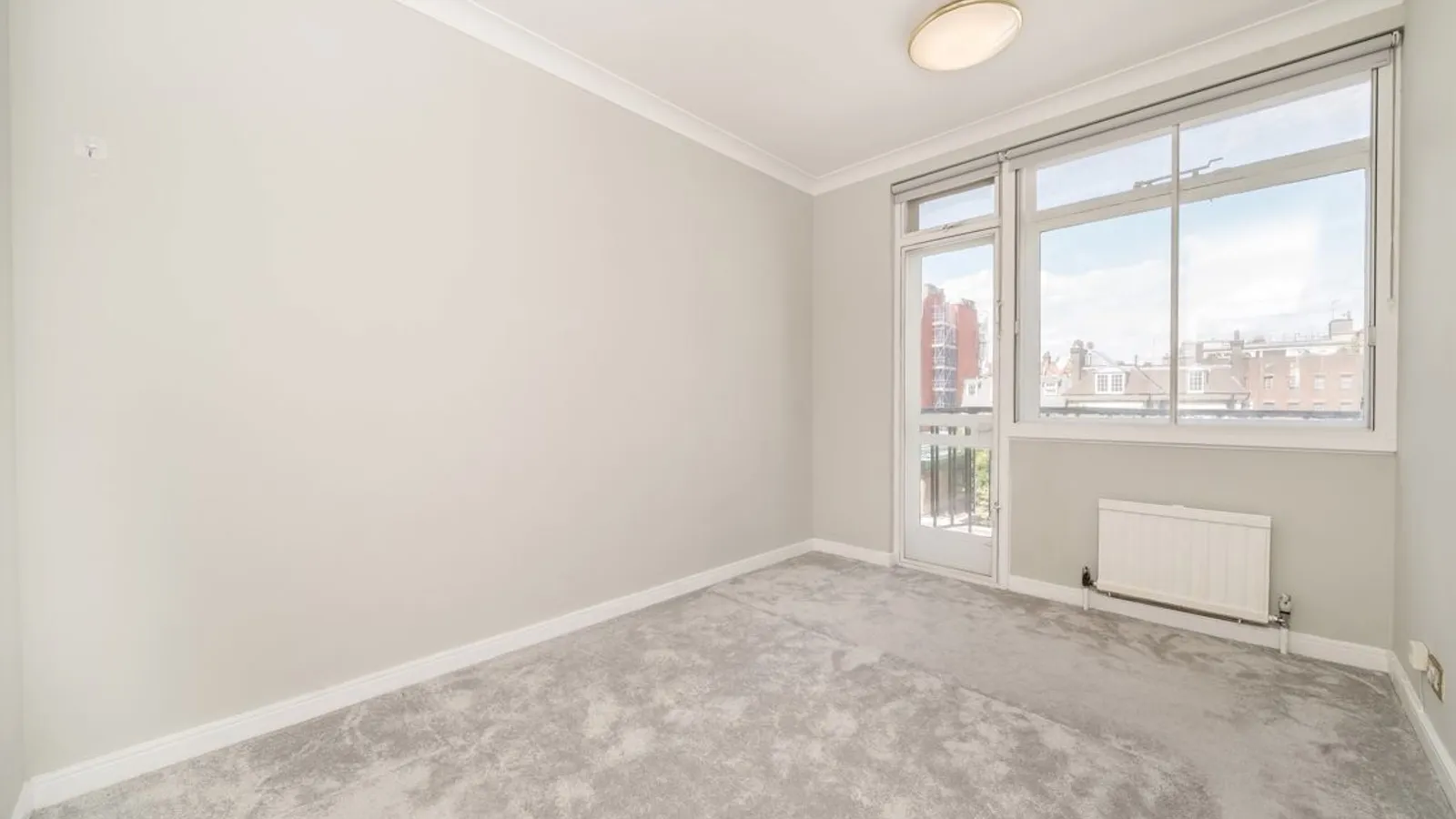 Flat Deanery Street in City of Westminster