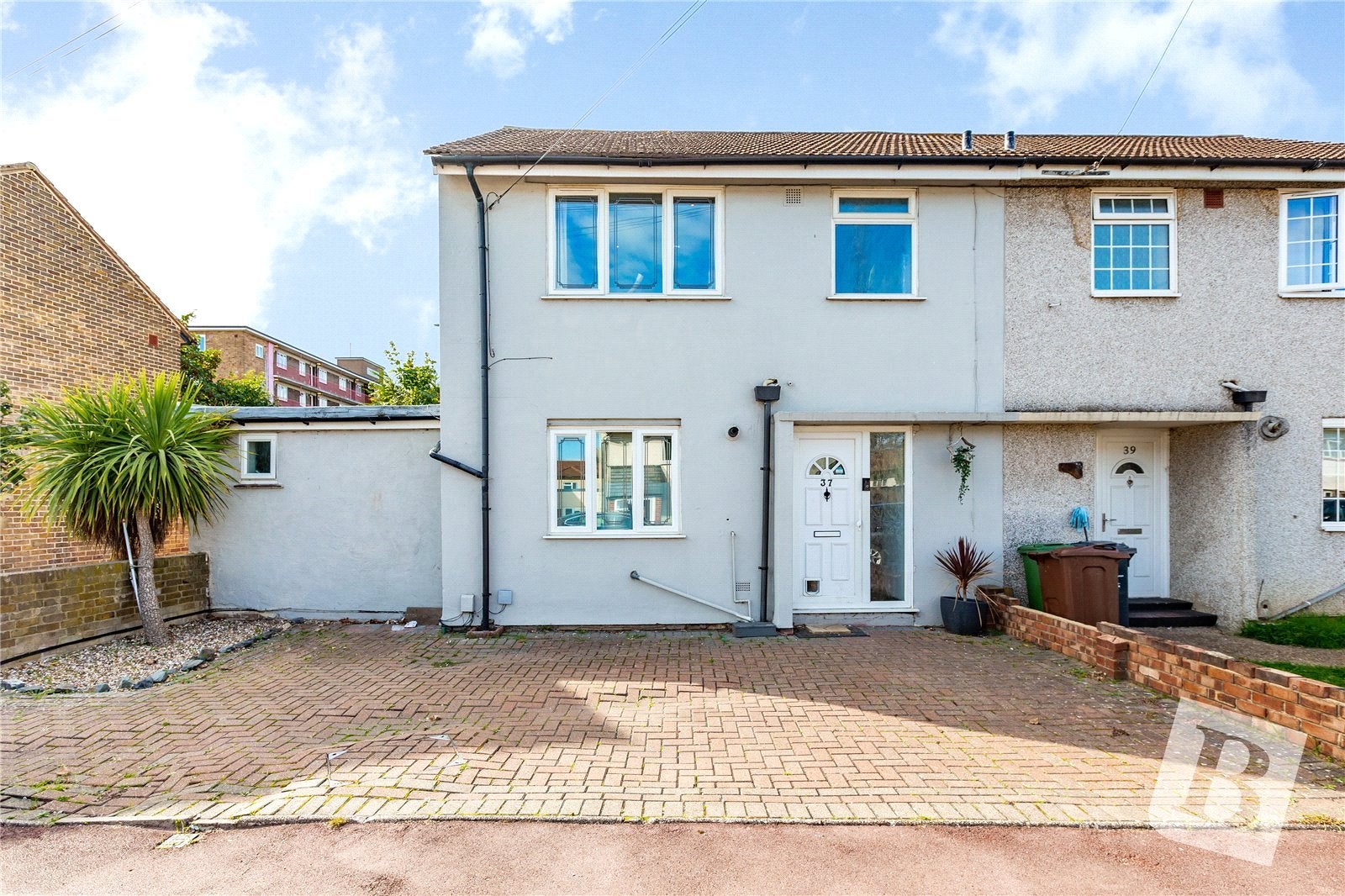House Bosworth Road in Greater London