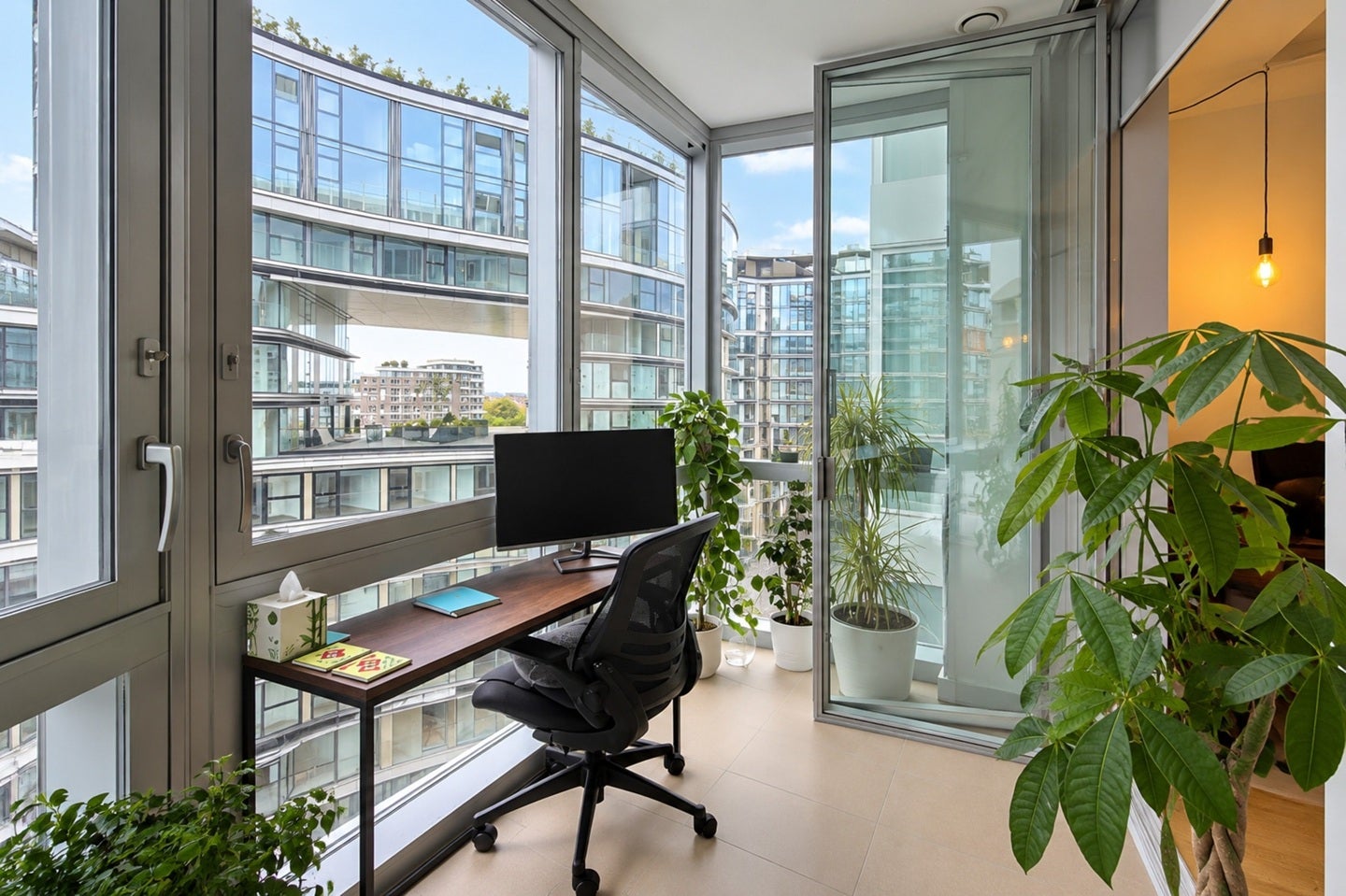 Flat Prospect Way in Greater London