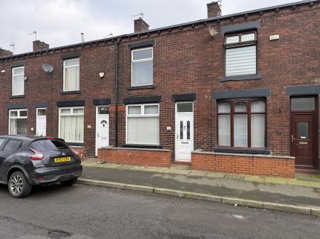 House Back Ivanhoe Street in Farnworth