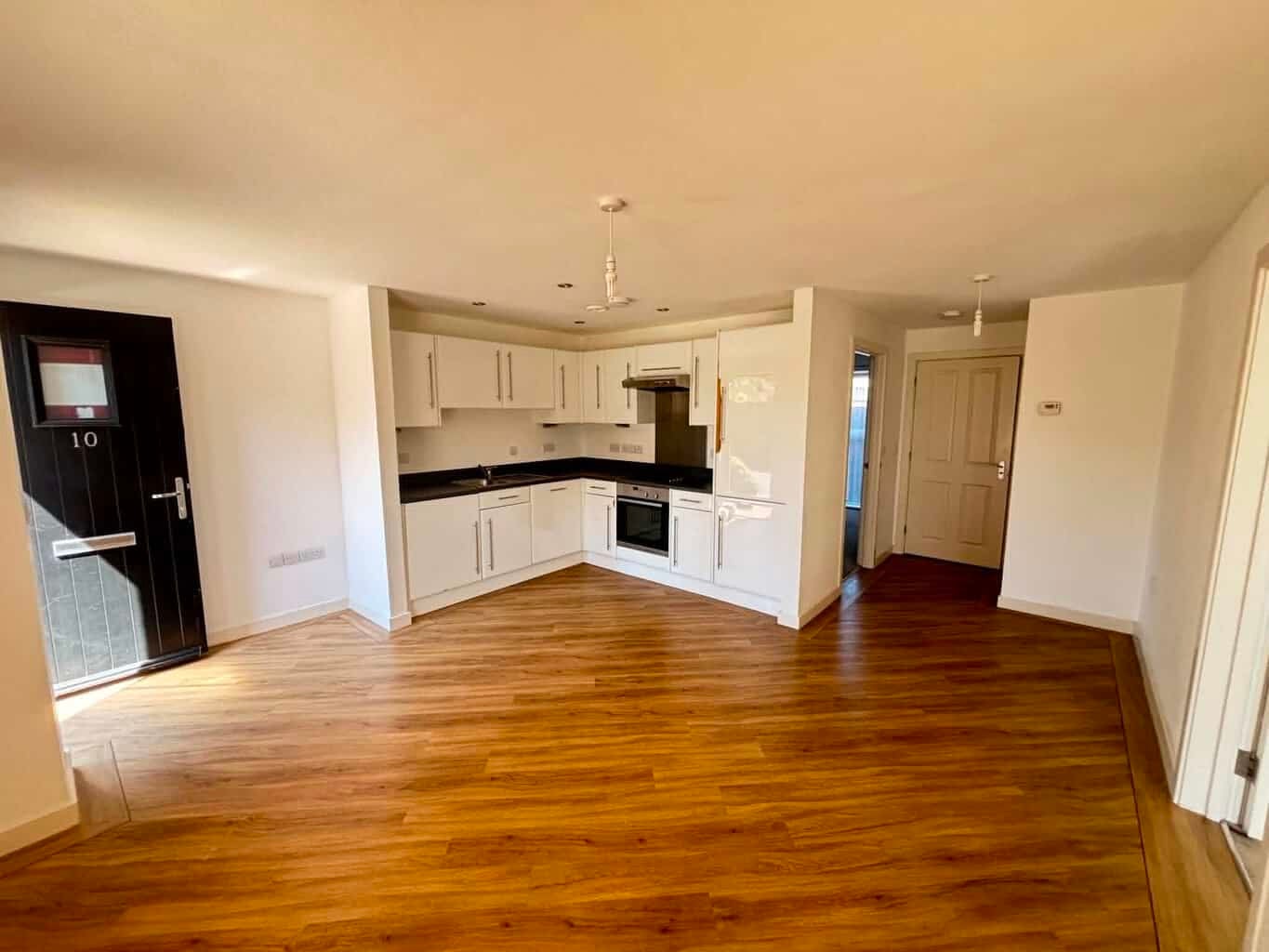 Flat Faircross Court in Thatcham