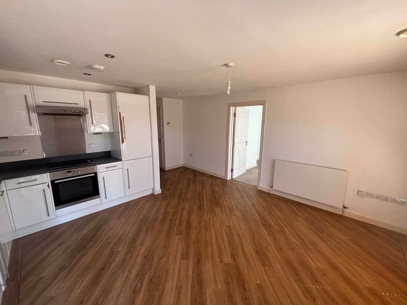 Flat Faircross Court in Thatcham