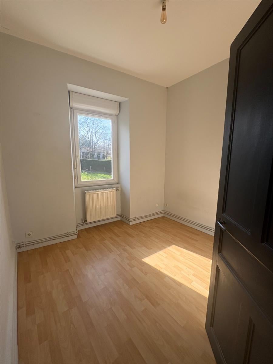 Flat Rue des Fontaines in Boffres