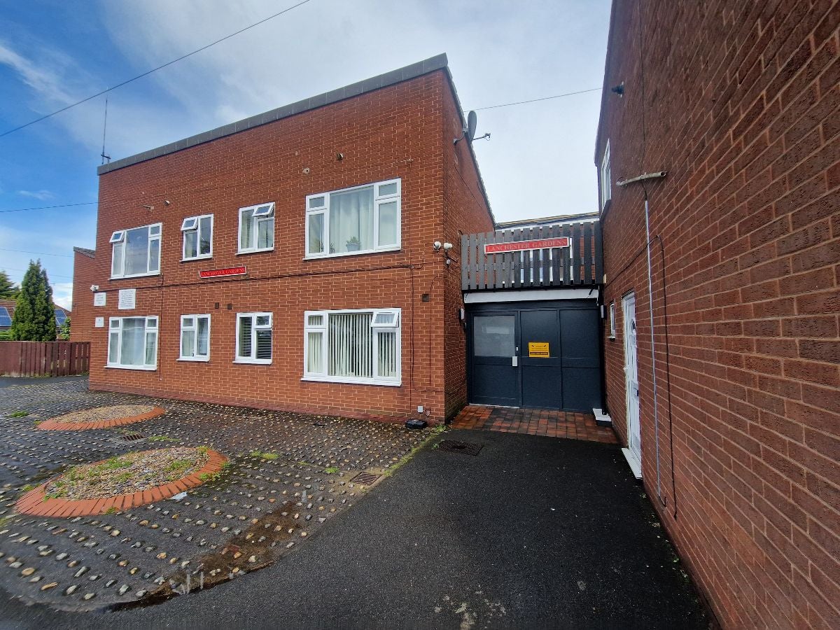 Flat Lanchester Gardens in Bassetlaw