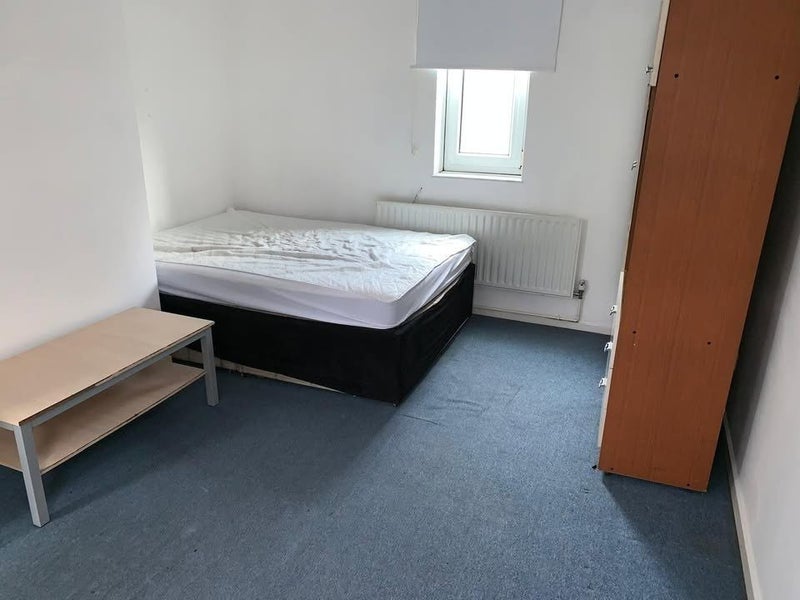 Room Copenhagen Street in Greater London