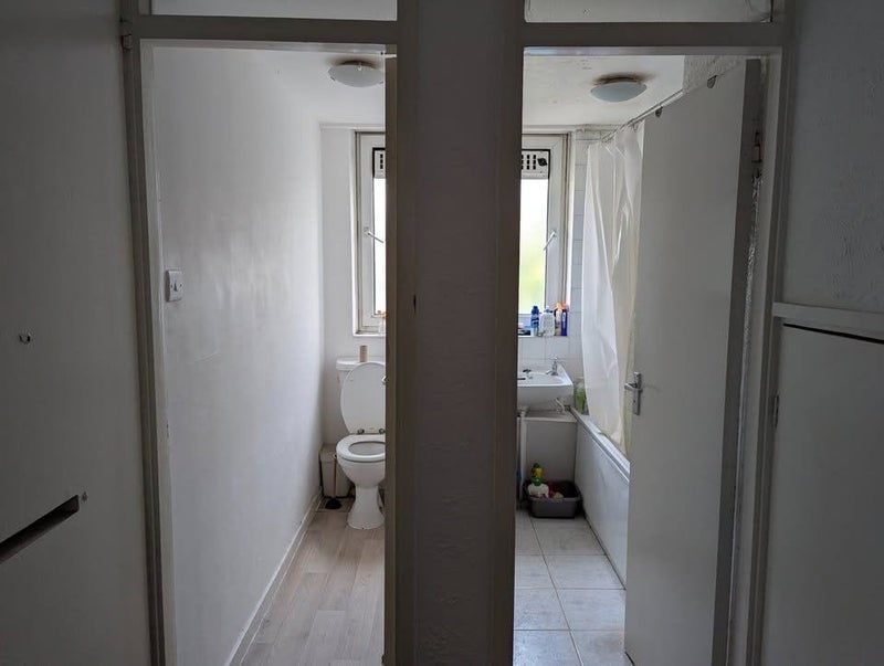 Room Copenhagen Street in Greater London