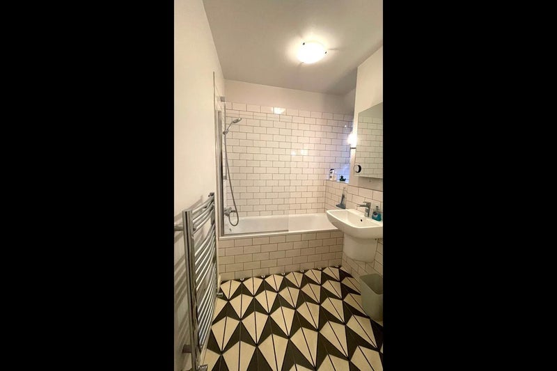 Flat Powis Road in Greater London