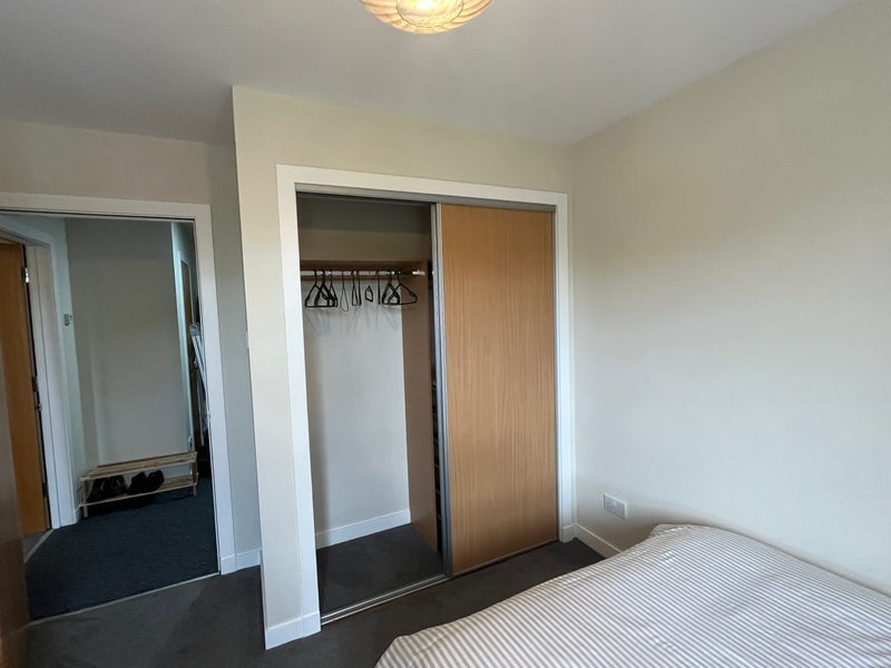 Room Firpark Court in Glasgow