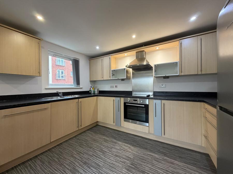 Flat Elmira Way in Salford