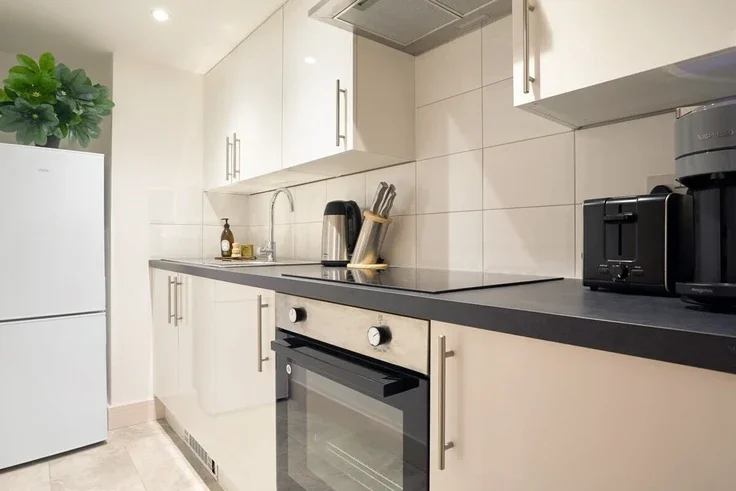 Flat Blenheim Terrace in City of Westminster