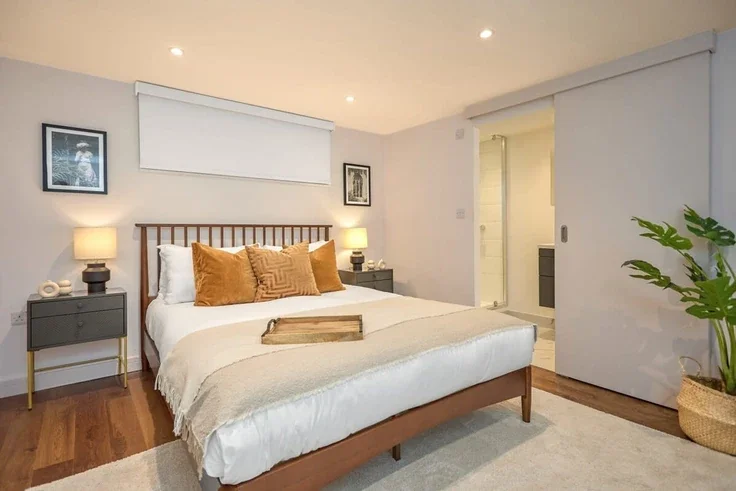 Flat Blenheim Terrace in City of Westminster
