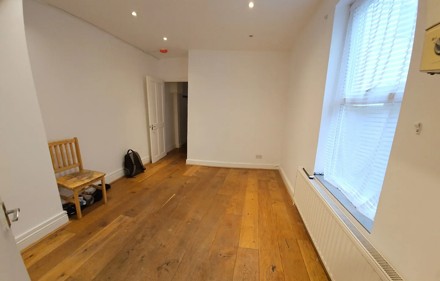 Flat Norman Road in Greater London