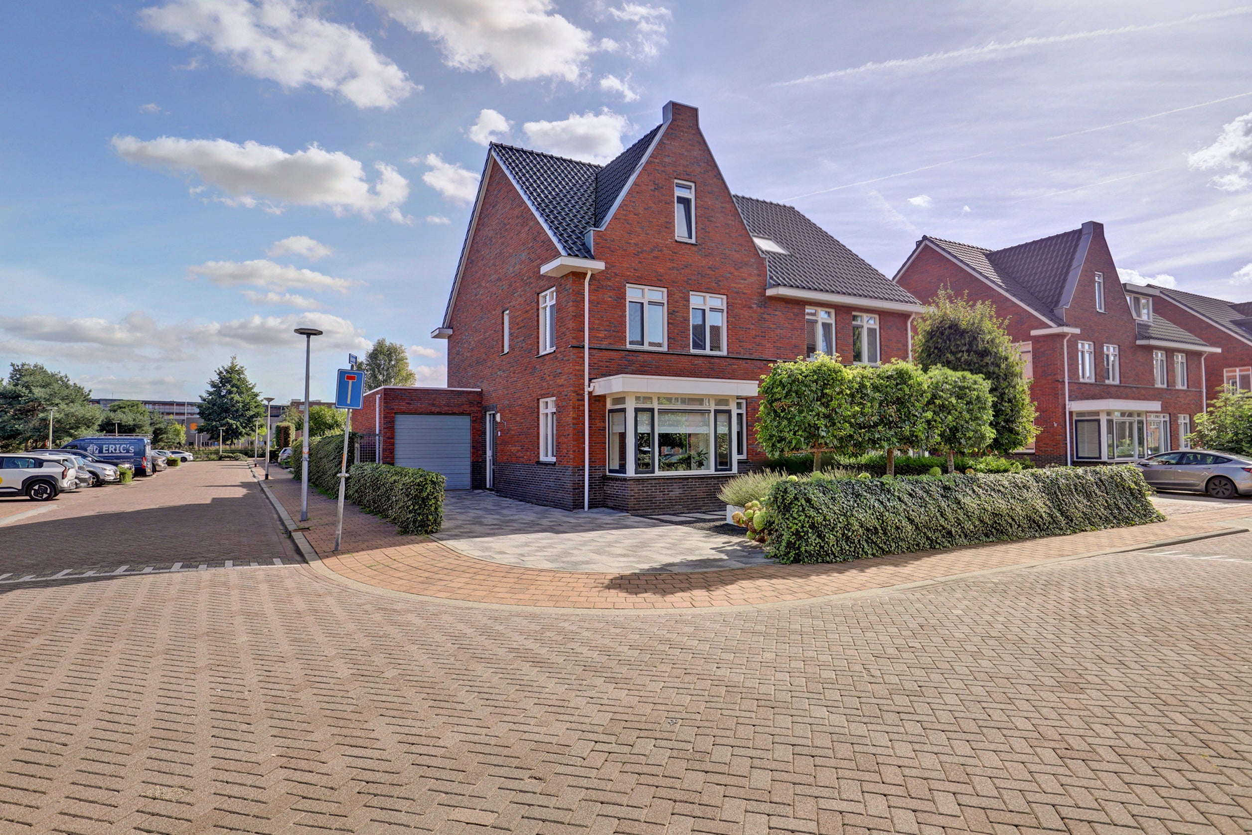Huis Bramengaarde 87 in Hendrik-Ido-Ambacht