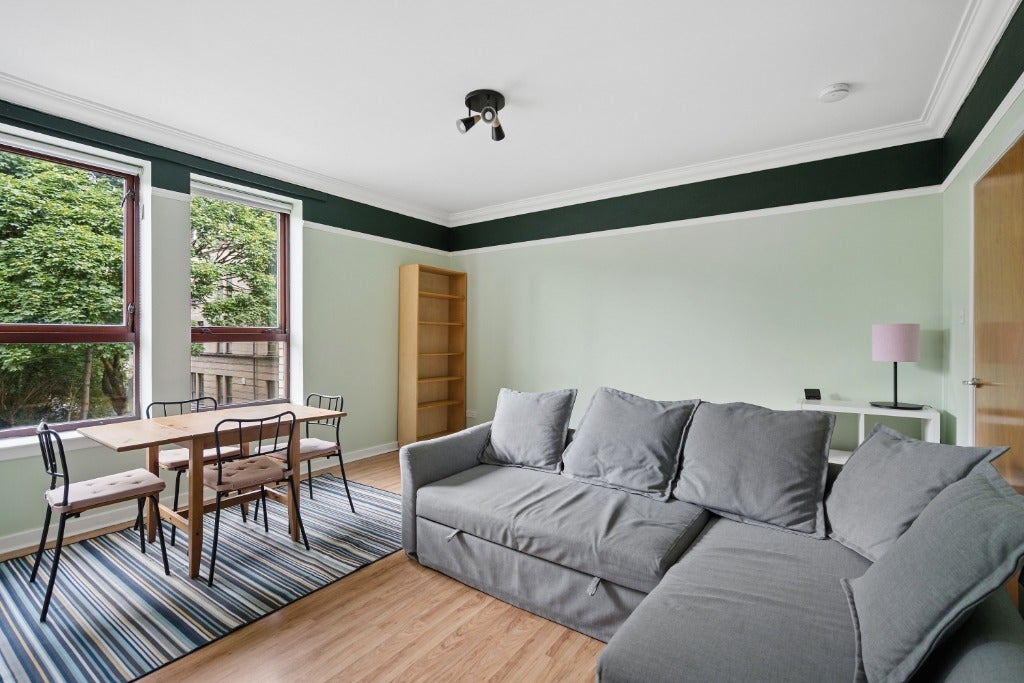 Flat Ashley Street in Glasgow