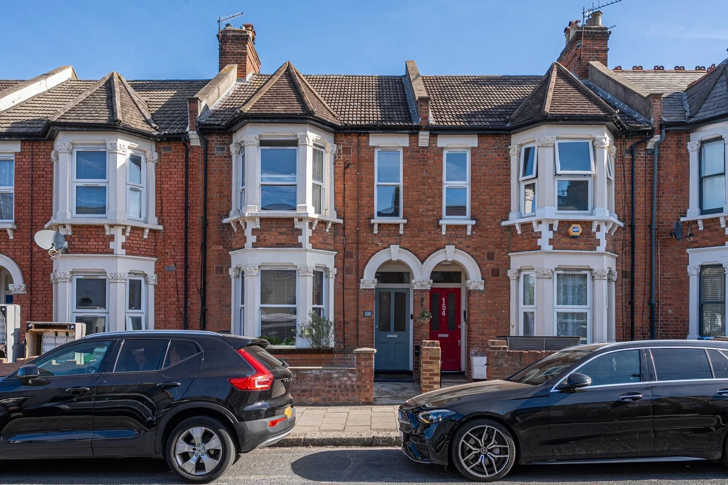 Flat Villiers Road in Greater London