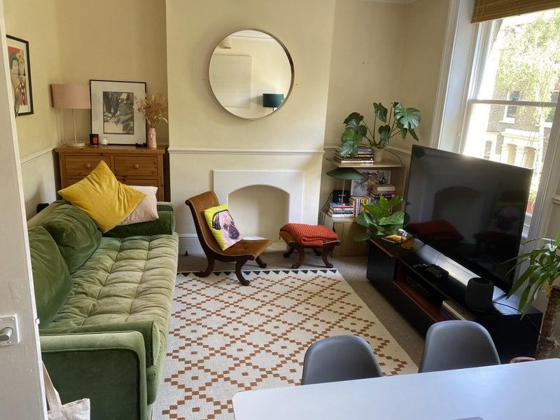 Room Larcom Street in Greater London
