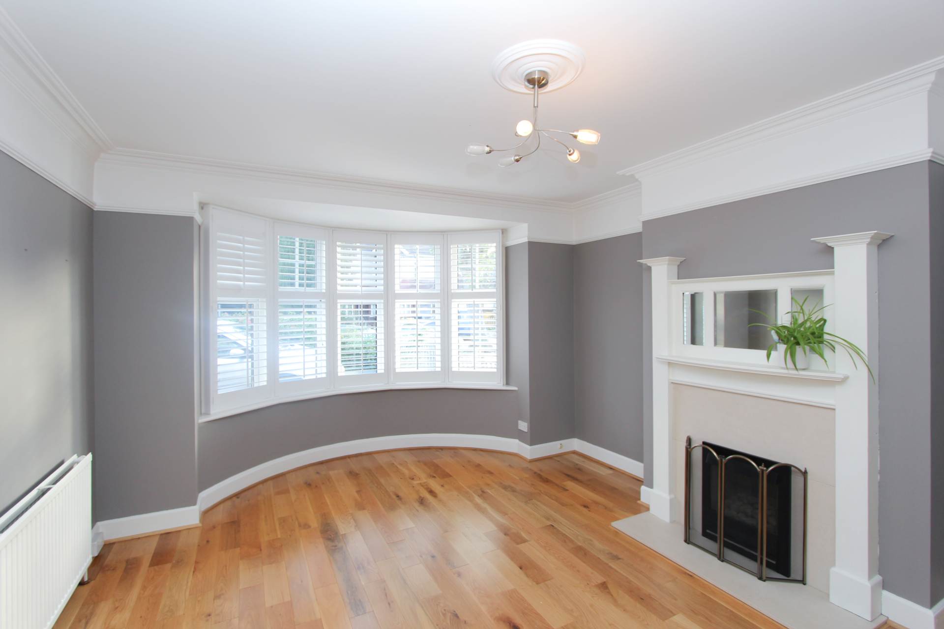 House Rosebery Avenue in Greater London