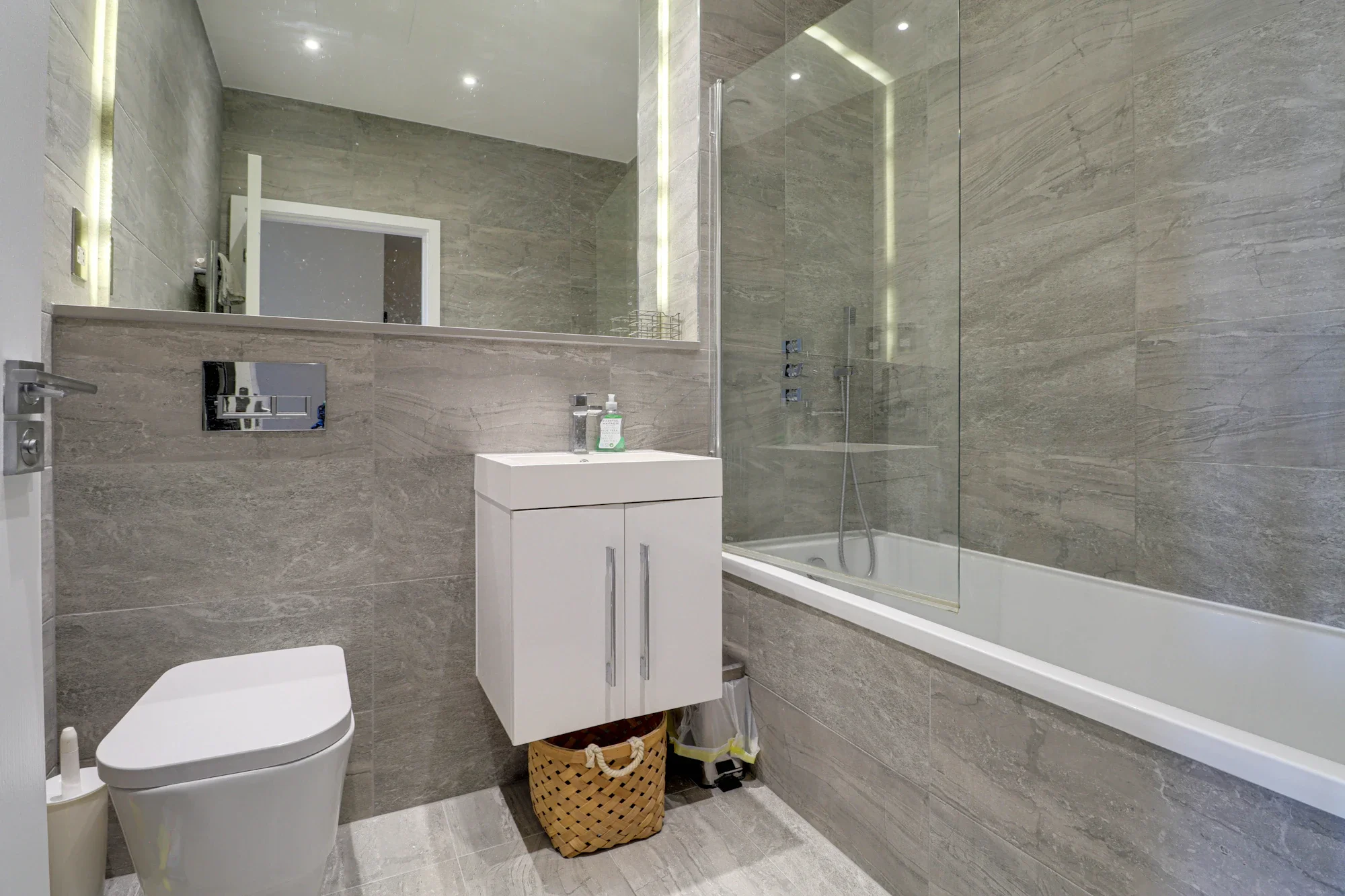 Flat Grosvenor Road in St Albans