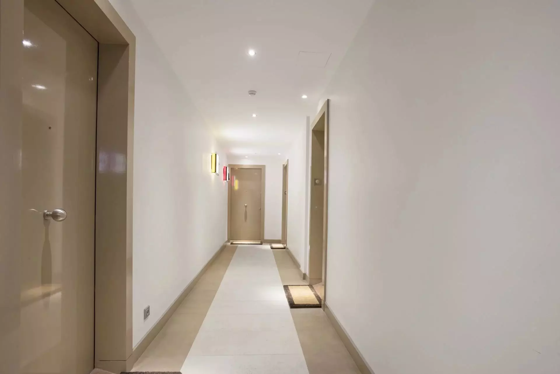 Appartement Rue La Boétie à Paris