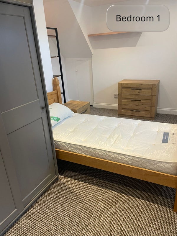 Room High Street in Maldon