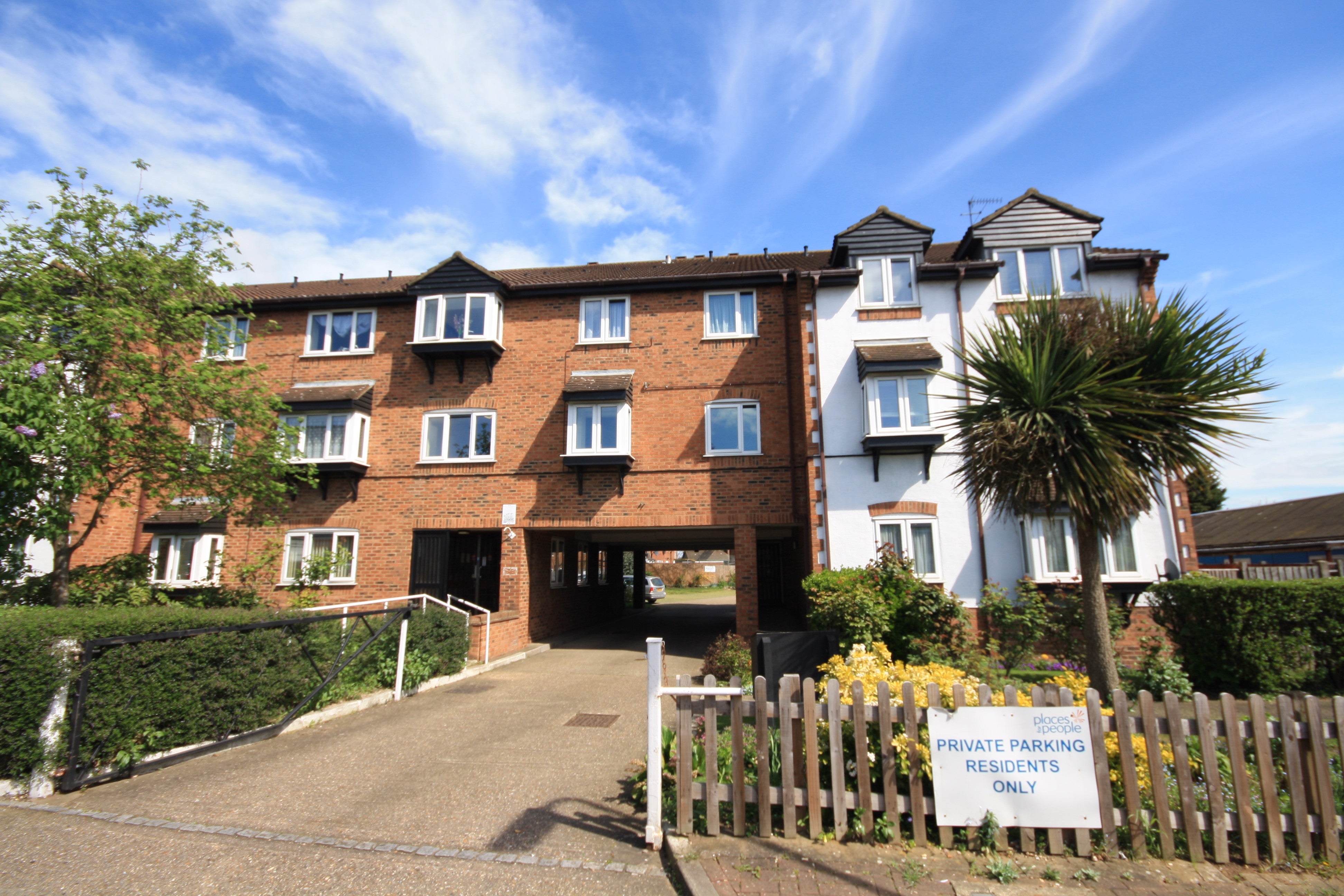 Flat Church Road in Greater London