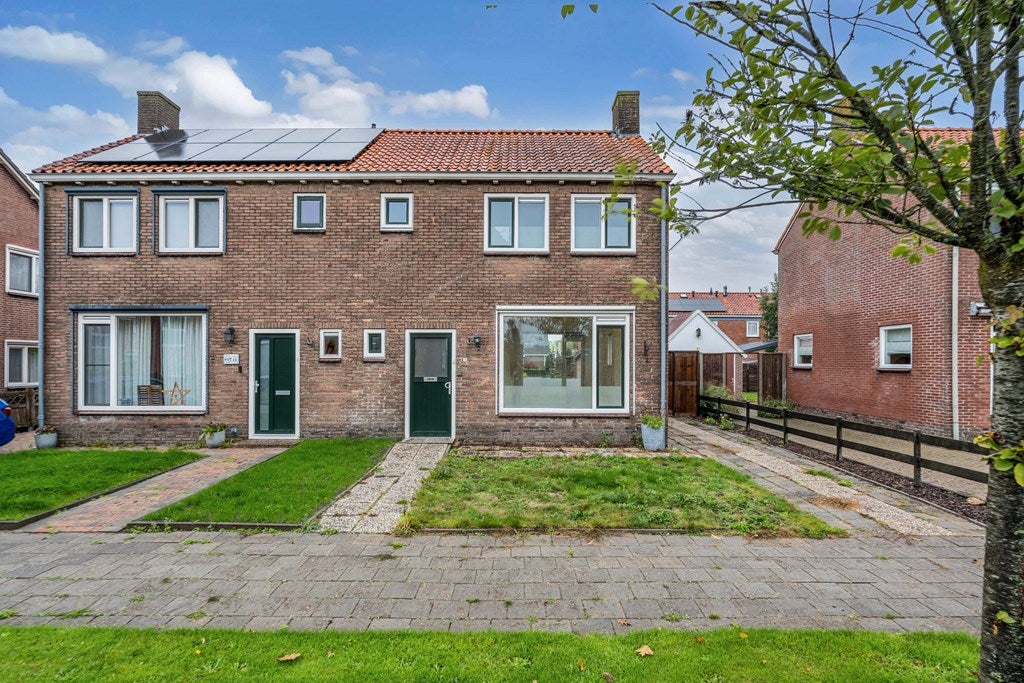 Twee-onder-één-kap te koop: Ludgerusstraat 15, Balk