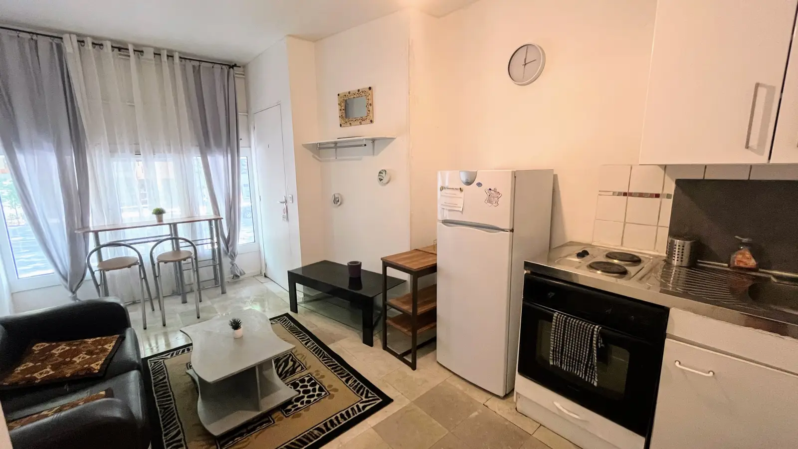 Room Rue Smith in Lyon