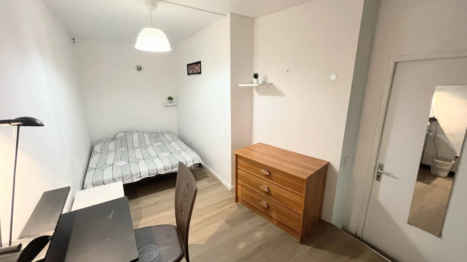 Room Rue Smith in Lyon